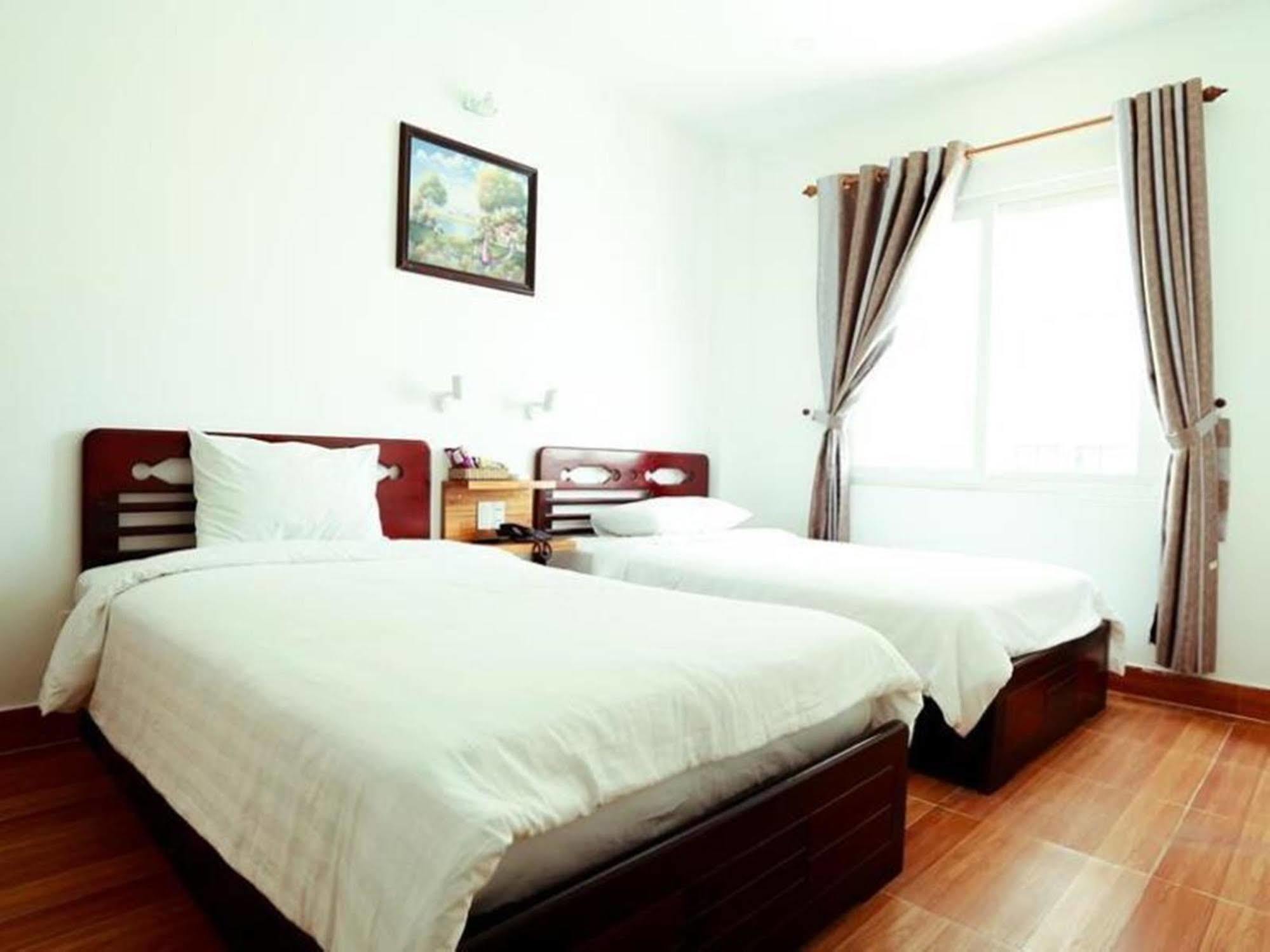 Xuan Hung Hotel Da Nang Exterior foto