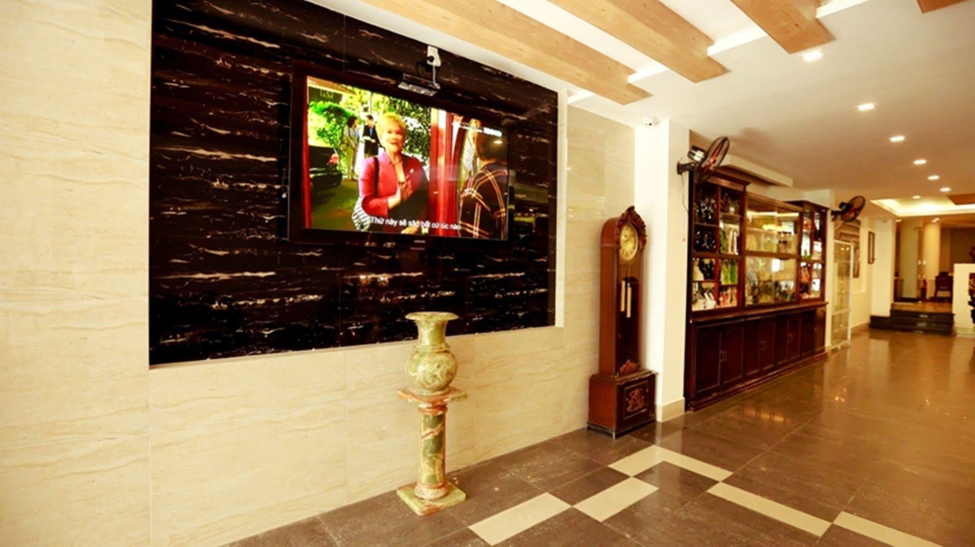Xuan Hung Hotel Da Nang Exterior foto